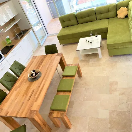 Villa M - Your Business & Holiday Apartment In Šibenik Exteriér fotografie