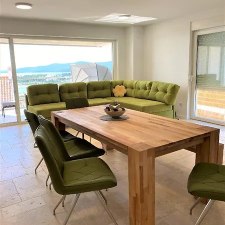Villa M - Your Business & Holiday Apartment In Šibenik Exteriér fotografie