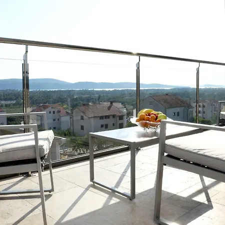 Villa M - Your Business & Holiday Apartment In Šibenik Exteriér fotografie