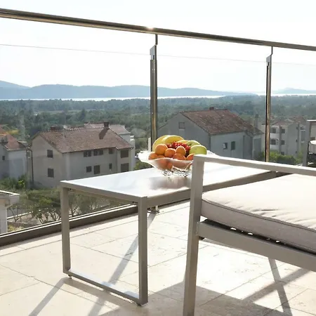 Villa M - Your Business & Holiday Apartment In Šibenik Exteriér fotografie
