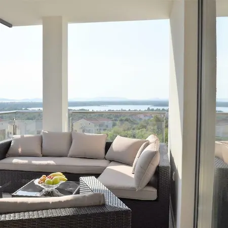 Villa M - Your Business & Holiday Apartment In Šibenik Exteriér fotografie