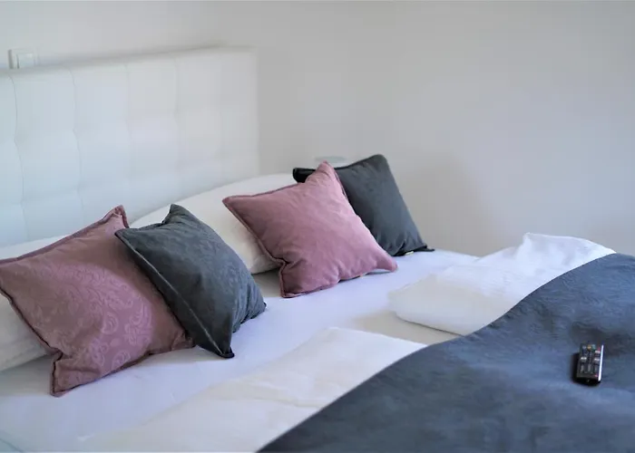 Villa M - Your Business & Holiday Apartment In Sibenik